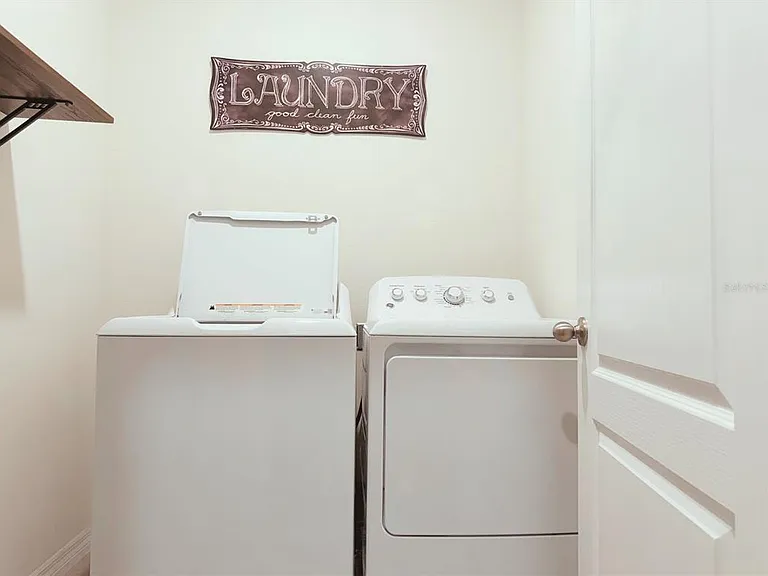 910 Sun Burst Rd — Photo 12