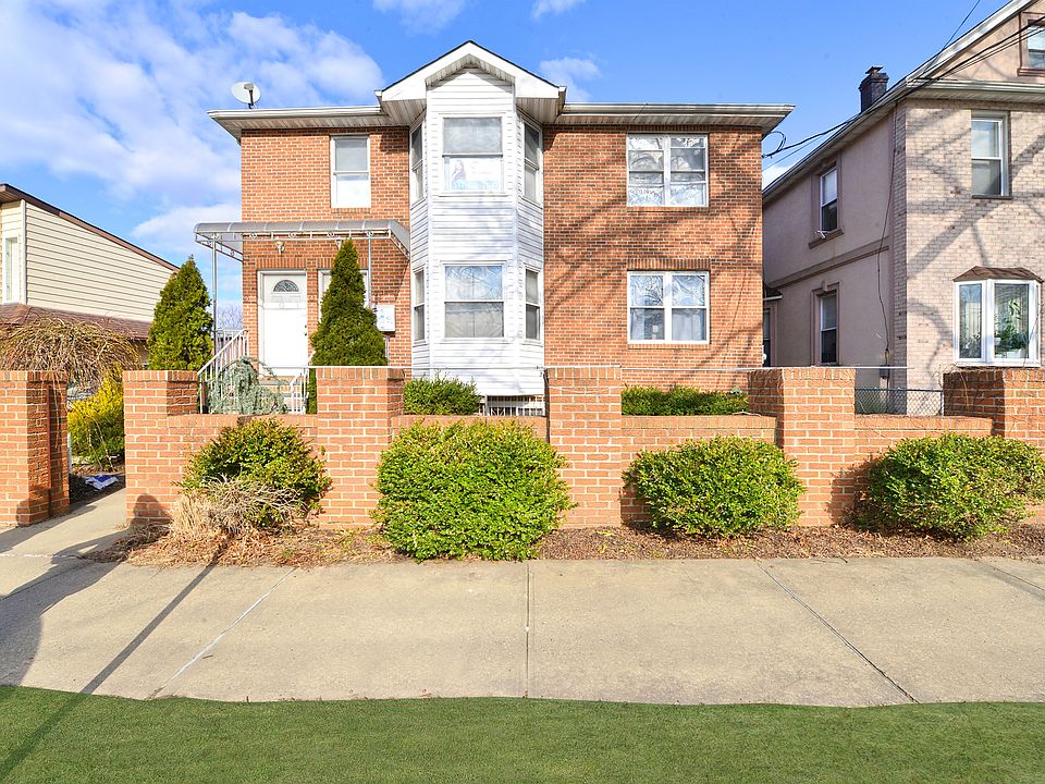 1st image of 59-19 Fresh Meadow Ln