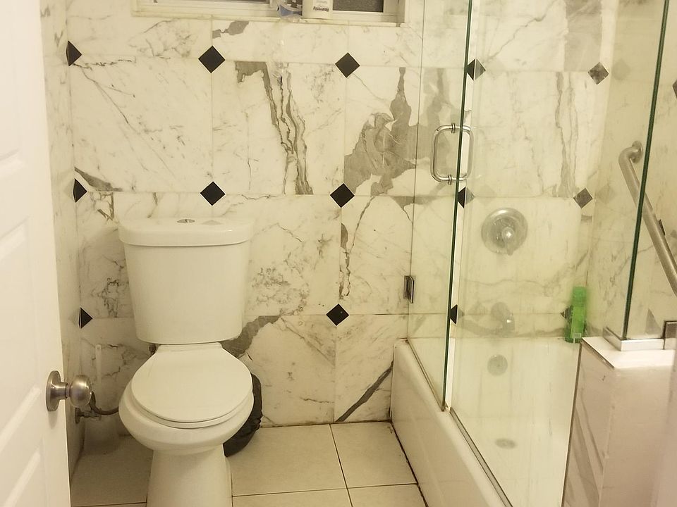 1st image of 326 NE 118th St APT 1