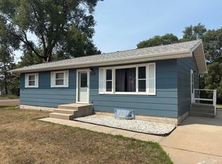1500 E Birch Ave, Mitchell, SD 57301