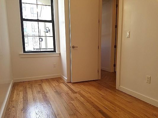 3rd image of 1126 Greene Ave #4