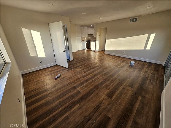 3rd image of 10982 Rincon St