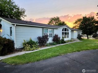 395 Omak River Rd, Omak, WA 98841