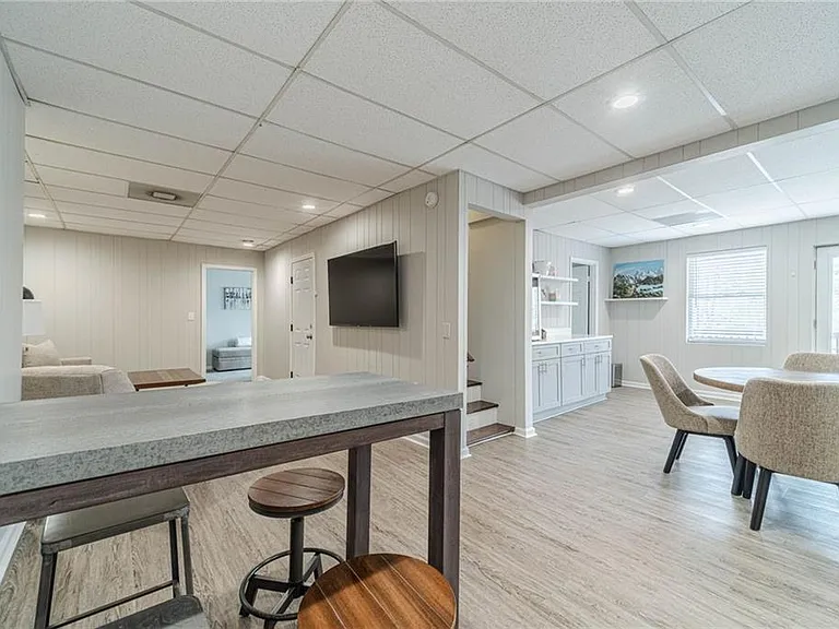 691 Harbor Cv — Photo 49