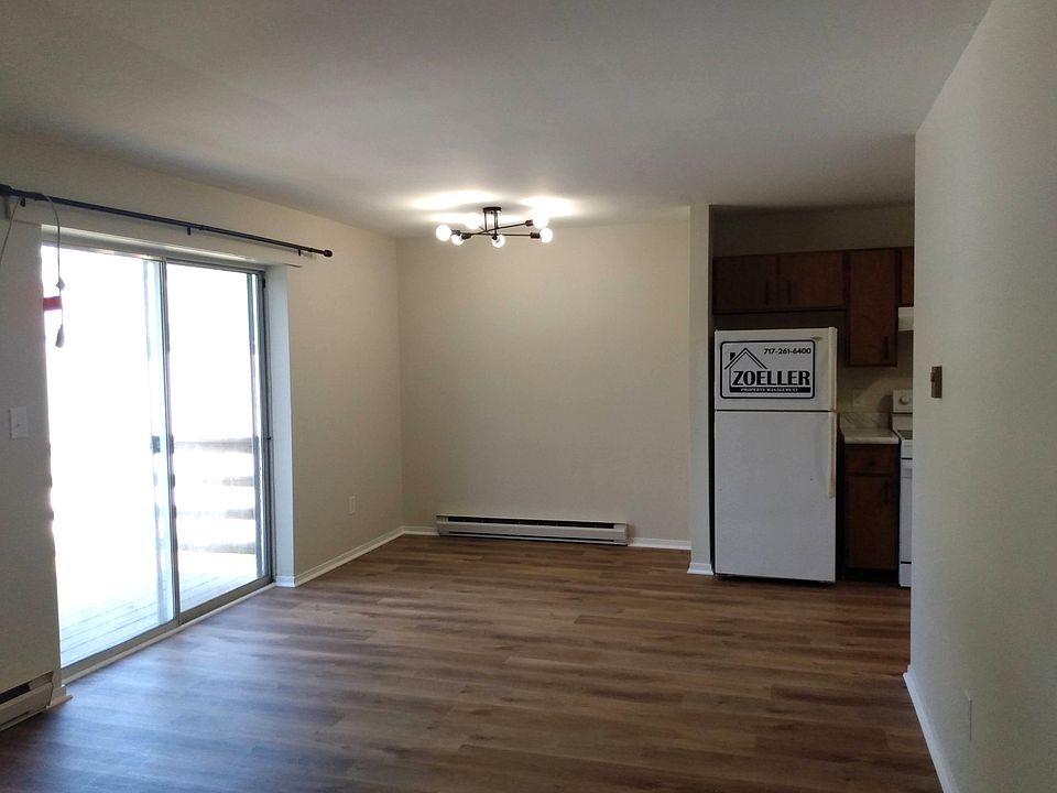 Living Room (similar)