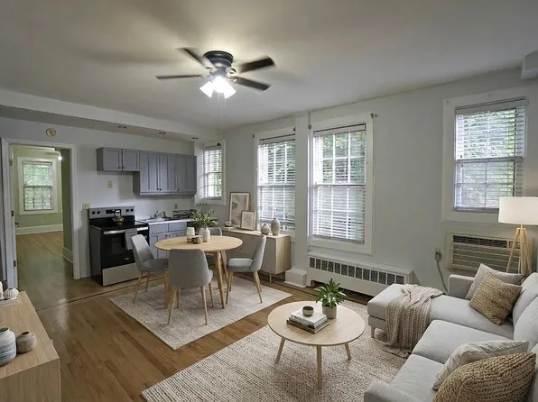 1 Station Sq APT 302, Forest Hills, NY 11375