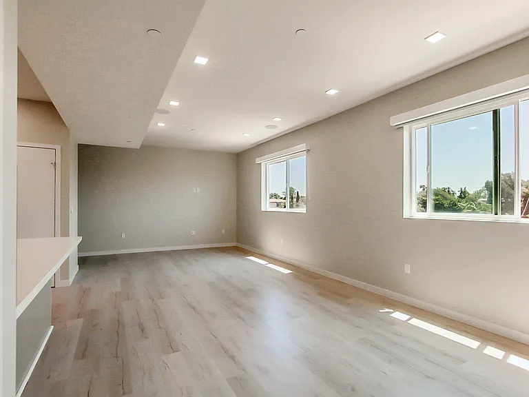 The Vivant Apartments — Photo 15