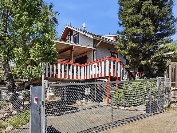 5th image of 10568 Foothill Blvd