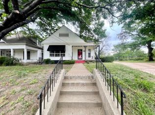 809 N 4th St, Waco, TX 76707