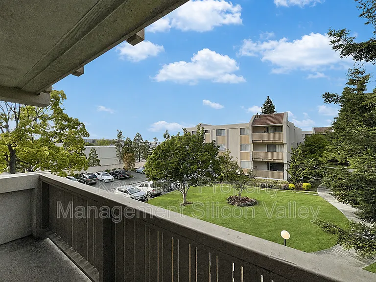 400 Ortega Ave #211 — Photo 12