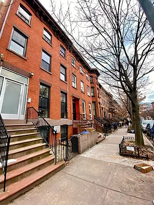 Rented by Massada Home Sales Inc | media 10