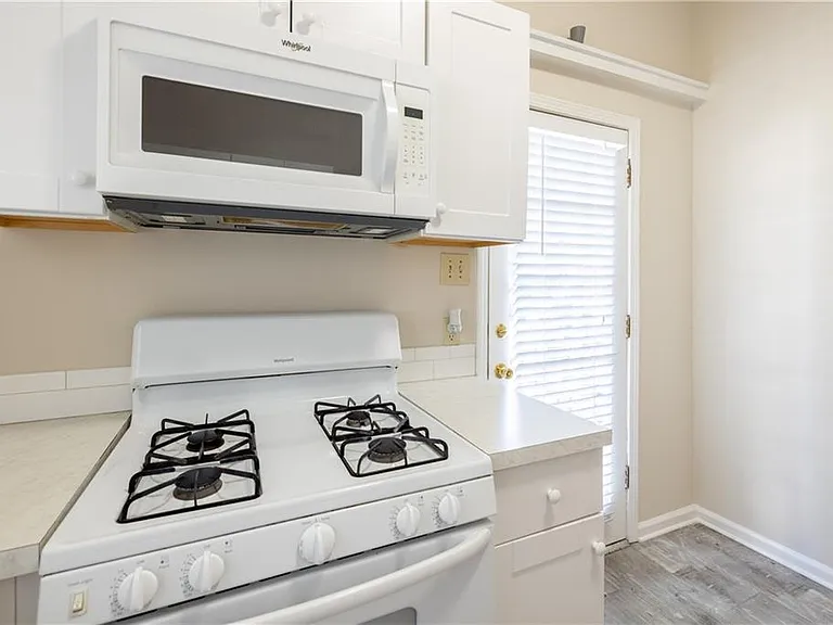 897 Argonne Ave NE #1 — Photo 12