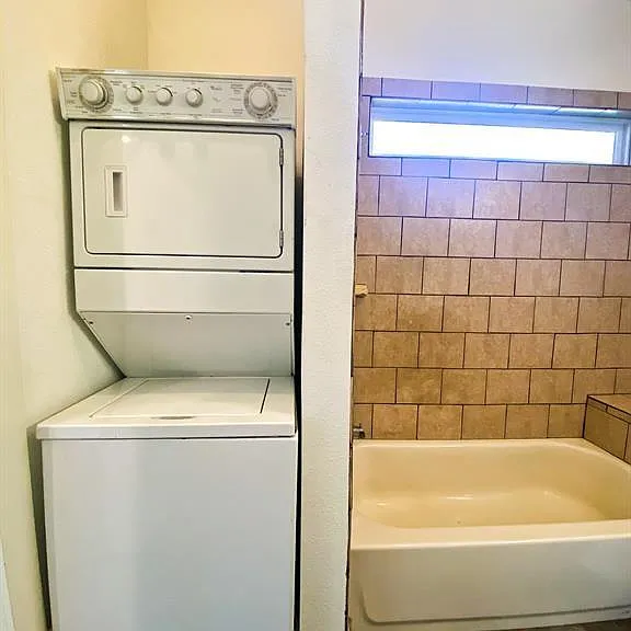 1905 Stevens St #2 — Photo 18