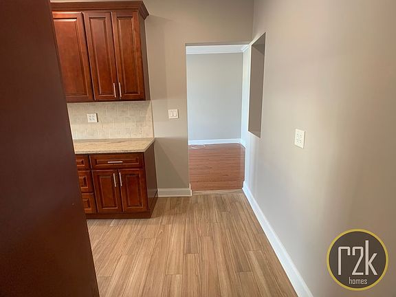 3rd image of 31-63 33rd St #28