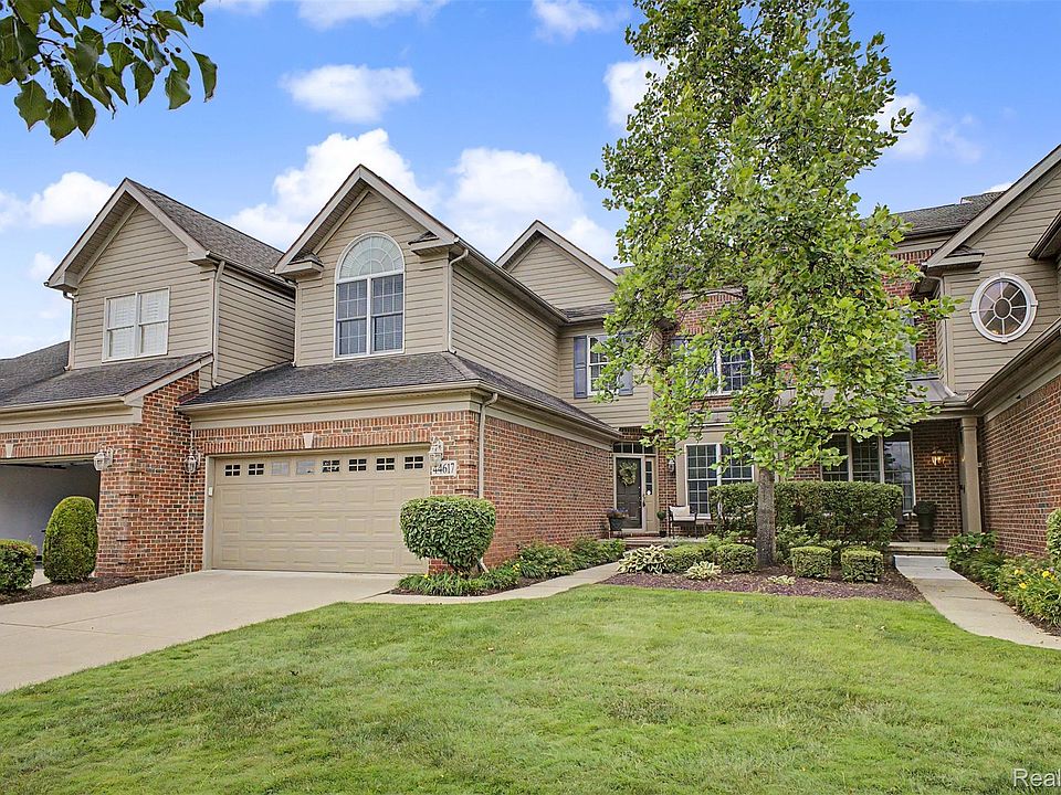 1st image of 44617 Broadmoor Cir N #145