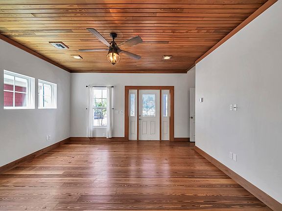 4th image of 132 Hammock Oaks Blvd