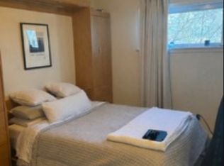 5822 Mount Vernon Dr, Alexandria, VA 22303