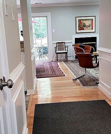 4th image of 7513 Potters Ct
