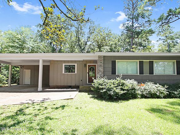 2nd image of 4038 Berkley Dr