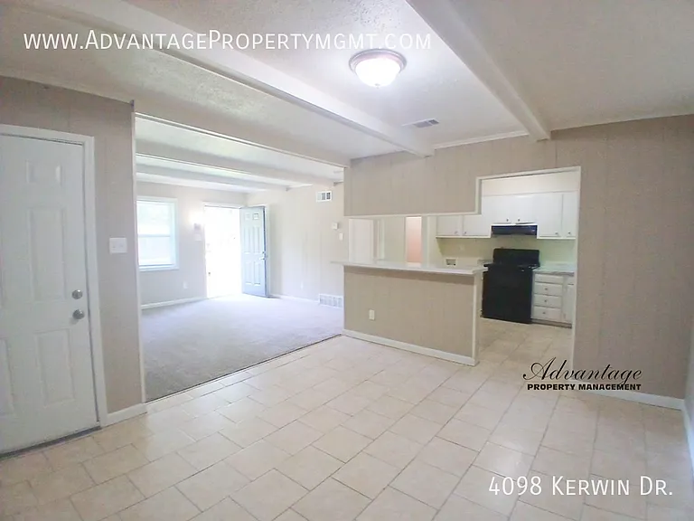 4098 Kerwin Dr — Photo 5
