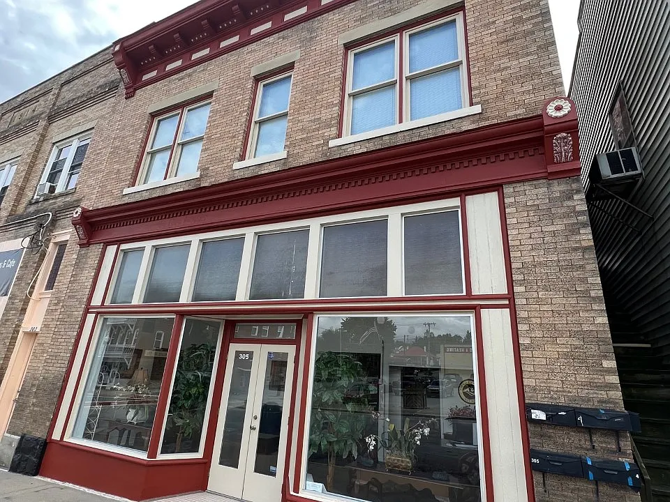 305 N Mercer St #2