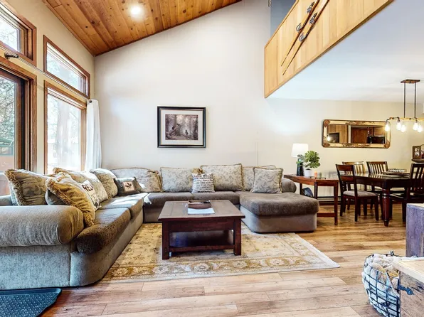 (undisclosed Address), Mammoth Lakes, CA 93546