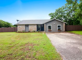 404 Seminole Rd, Leander, TX 78641