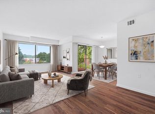 Country Club Green Condo, Leesburg, VA 20175