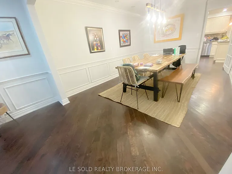 10 McDougall Ct — Photo 8