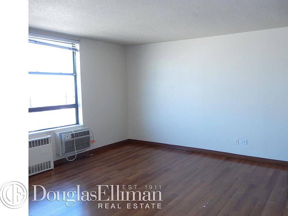 2nd image of 3333 Broadway APT E24d