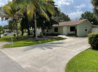 6520 SW 64th Ave, South Miami, FL 33143