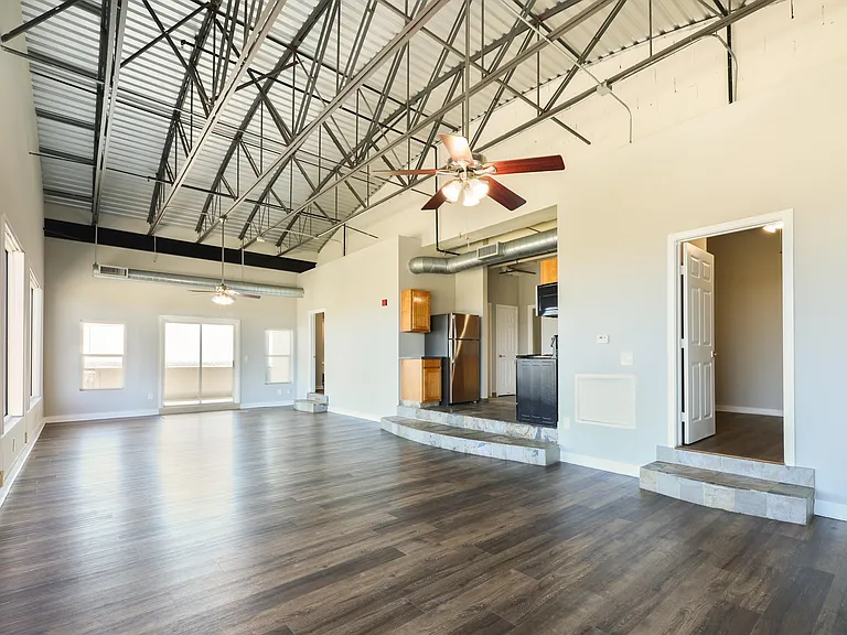 230 West Alabama Apartments — Photo 14