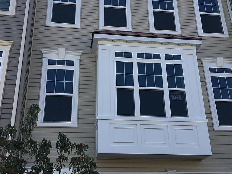 202 Apsley Ter — Photo 1