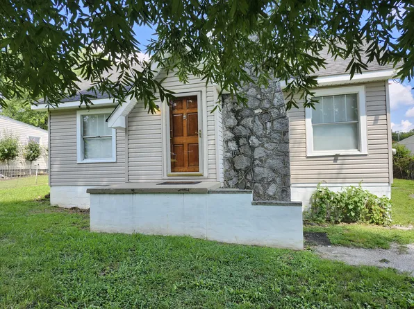 105 Alpine Dr, Rossville, GA 30741