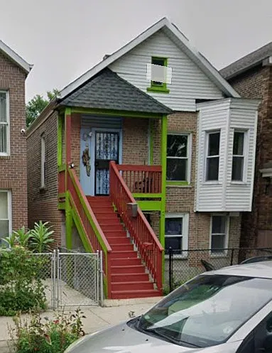 3 bed, 1000 sqft, $1,680 — Photo 1