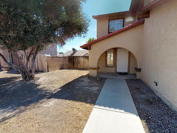 3rd image of 5755 Canyon Oak Cir