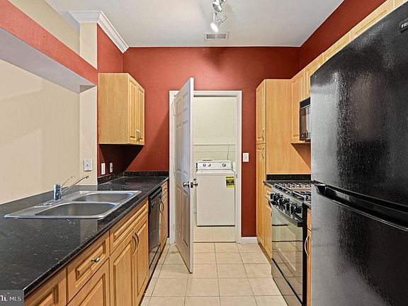 3rd image of 12956 Centre Park Cir APT 410