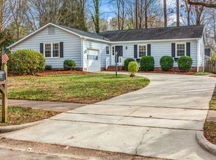 1113 Castalia Dr, Cary, NC 27513