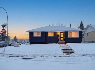 3 N Kentish Dr SW, Calgary, AB T2V2L4