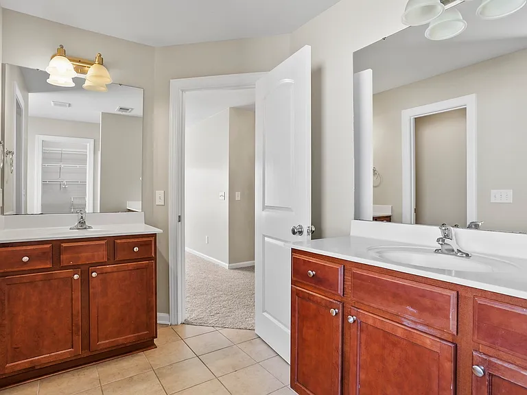 5 Cross Gate Ct — Photo 28