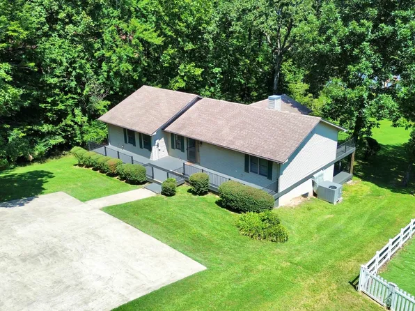 278 Red Water Dr, New Concord, KY 42076