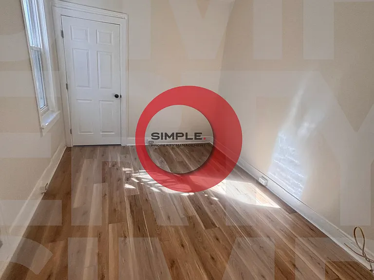 434 Woodward St — Photo 23