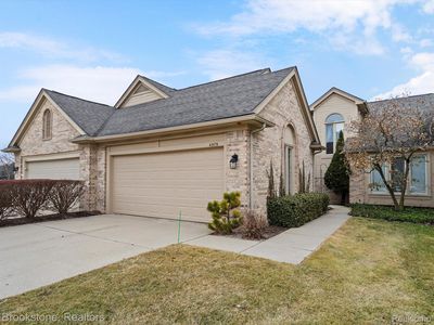 4575 Reflections Dr, Sterling Heights, MI, 48314