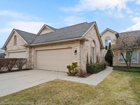 4575 Reflections Dr, Sterling Heights, MI 48314