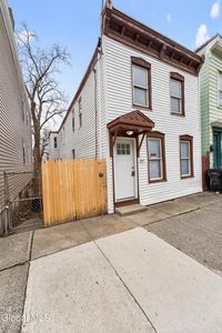 397 10th Street, Troy, NY, 12180