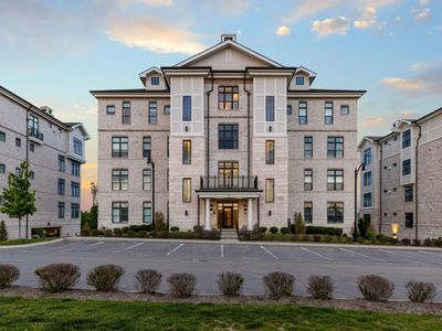 1024 Club View Dr UNIT E303, Gallatin, TN, 37066