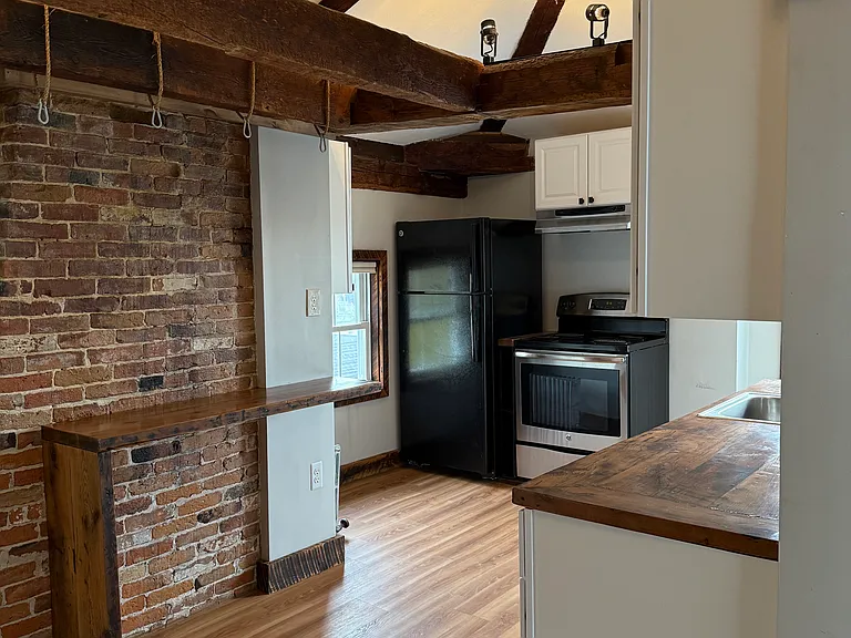 54 Court St #5 — Photo 13