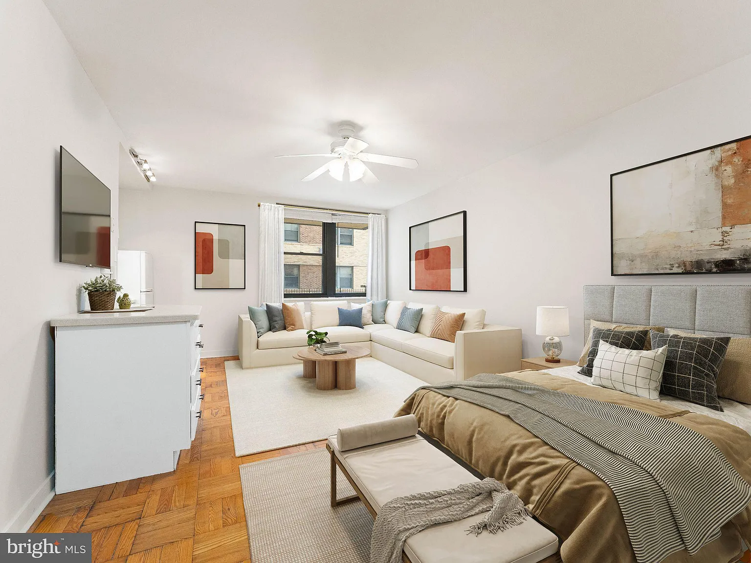 2601 Parkway Condominiums — Photo 4
