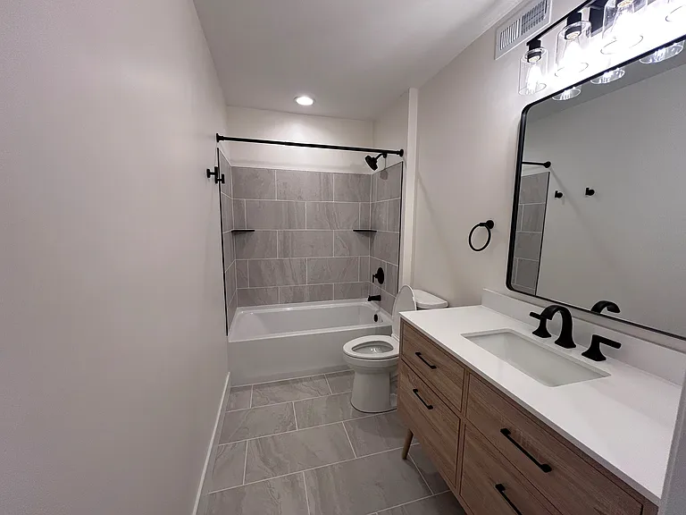 203A Saxony Dr — Photo 16