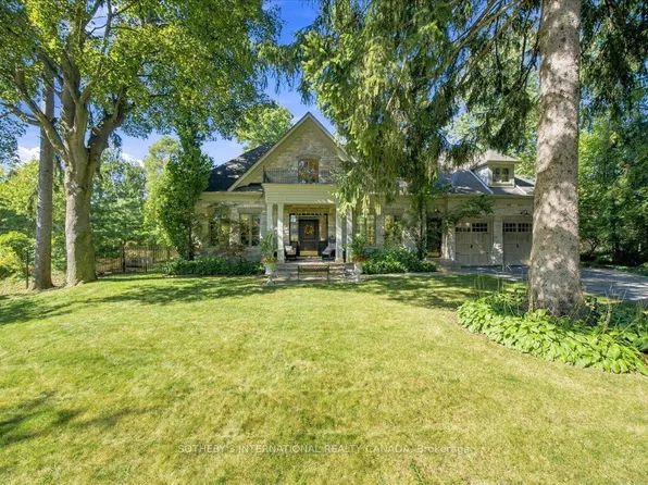 167 Pinewood Trl, Mississauga, ON L5G 2L2